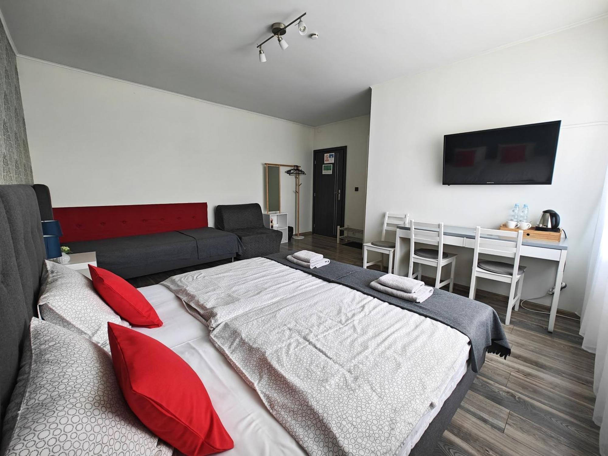 7Th Room Guest House ออชเวียนชิม ภายนอก รูปภาพ